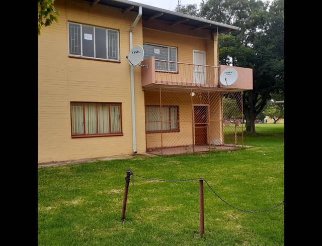 2 BEDROOM APARTMENT FOR SALE IN SASOLBURG CENTRAL
